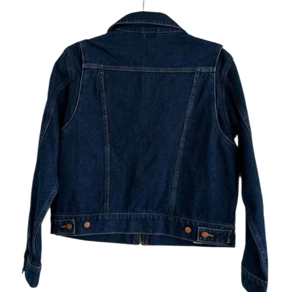 WRANGLER WOMEN'S FLANNEL LINED MEDIUM WASH PLEATED DENIM JACKET - Picture 4 of 7